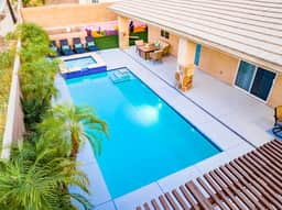Unique Pool, Spa, Firepit, GameRoom @MariamsBnb