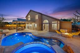 Private Home in Indio | Firepit | Spa | BBQ | Pool
