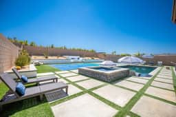 Pickleball, Pool, Spa, Casita, Firepit, Gameroom