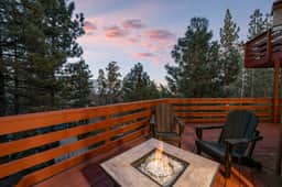 Luxury Lakeview Cabin w/ Deck, Fireplace & Views