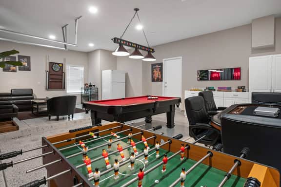 New:Gameroom, Pool, Spa, Firepit