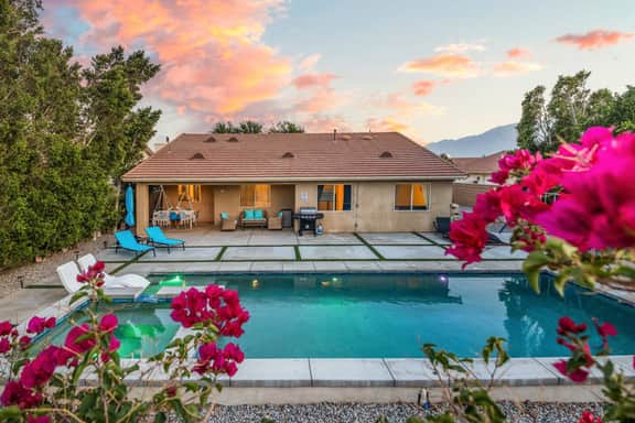 Estrella Escape | Pool, Spa & Game Room Fun