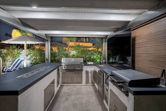 4 Bedroom Palm Desert Getaway