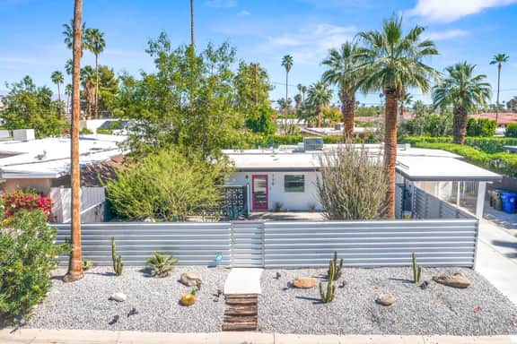 NEW: Palm Springs Gem | Pool, Spa, Fire Pit, Games