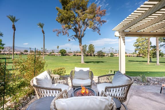 Golf Views, Heated Pools/Spas, Pickleball, Tennis