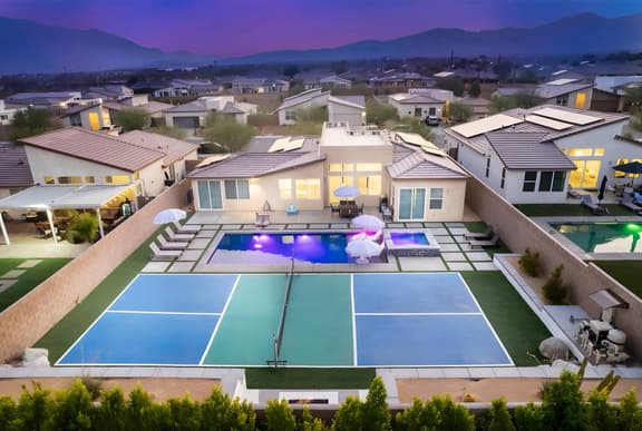 Pickleball, Pool, Spa, Casita, Firepit, Gameroom