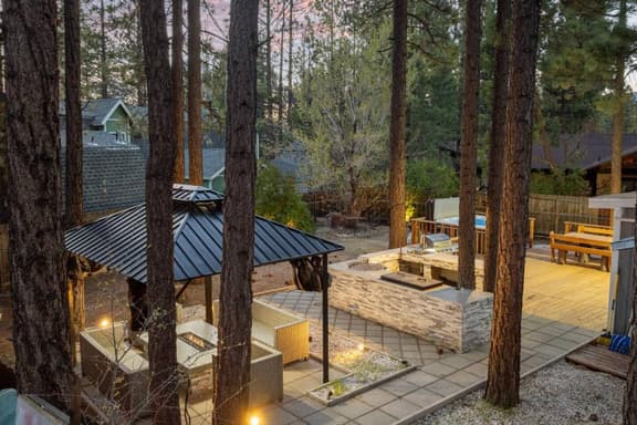 Mountain Escape | Hot Tub, BBQ & Forest Views